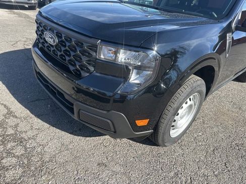 New 2025 Ford Maverick XL image 9