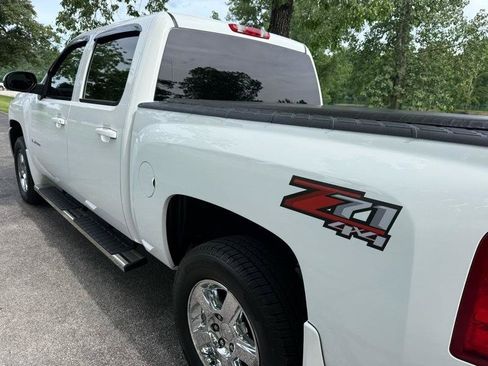 Used 2008 Chevrolet Silverado 1500 LTZ w/ Suspension Package, Off-Road AWD/4WD image 12