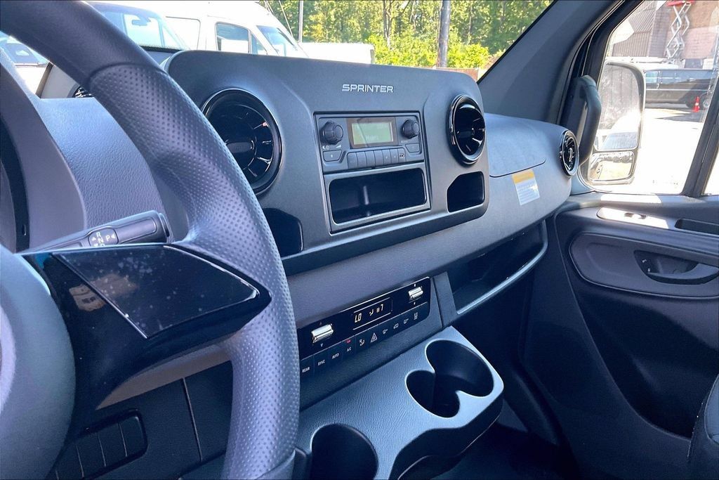 New 2026 Mercedes-Benz Sprinter 2500 image 6