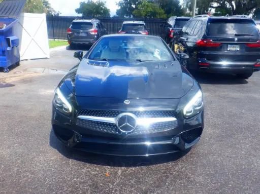 Used 2020 Mercedes-Benz SL 550 image 4