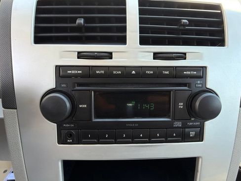 Used 2007 Dodge Caliber SXT FWD image 18