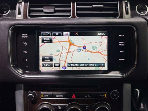 Used 2015 Land Rover Range Rover Supercharged image 57