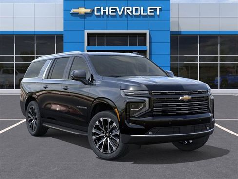 New 2025 Chevrolet Suburban High Country image 7