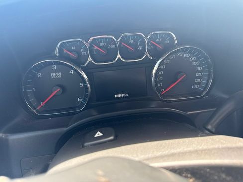 Used 2018 Chevrolet Silverado 1500 LT w/ All Star Edition AWD/4WD image 12