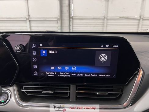 Used 2025 Chevrolet Trax LT image 44