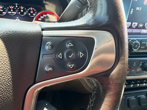 Used 2016 GMC Sierra 1500 Denali w/ Enhanced Driver Alert Package AWD/4WD image 25