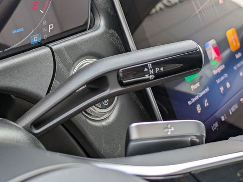 New 2026 Mercedes-Benz E 350 4MATIC Sedan image 13