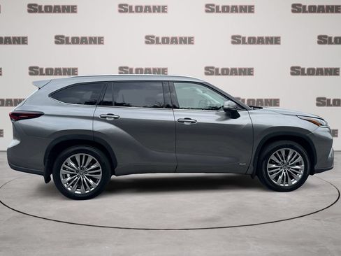 Used 2026 Toyota Highlander Platinum AWD/4WD image 6