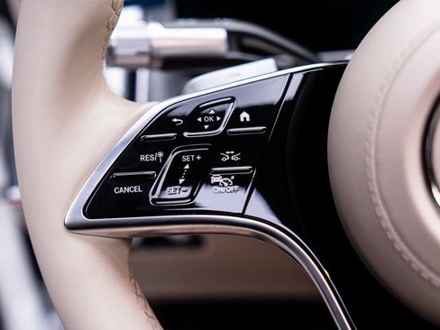 Used 2023 Mercedes-Benz S 580 4MATIC Sedan image 22