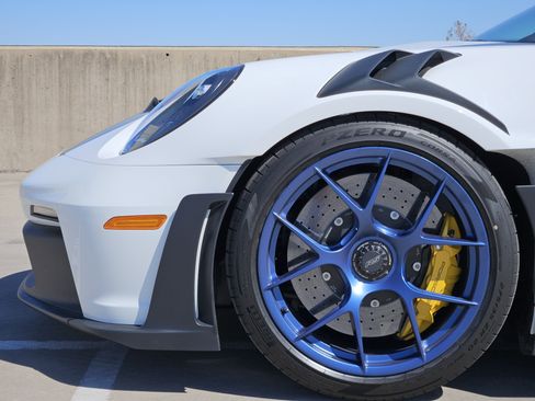Certified 2025 Porsche 911 GT3 RS image 13