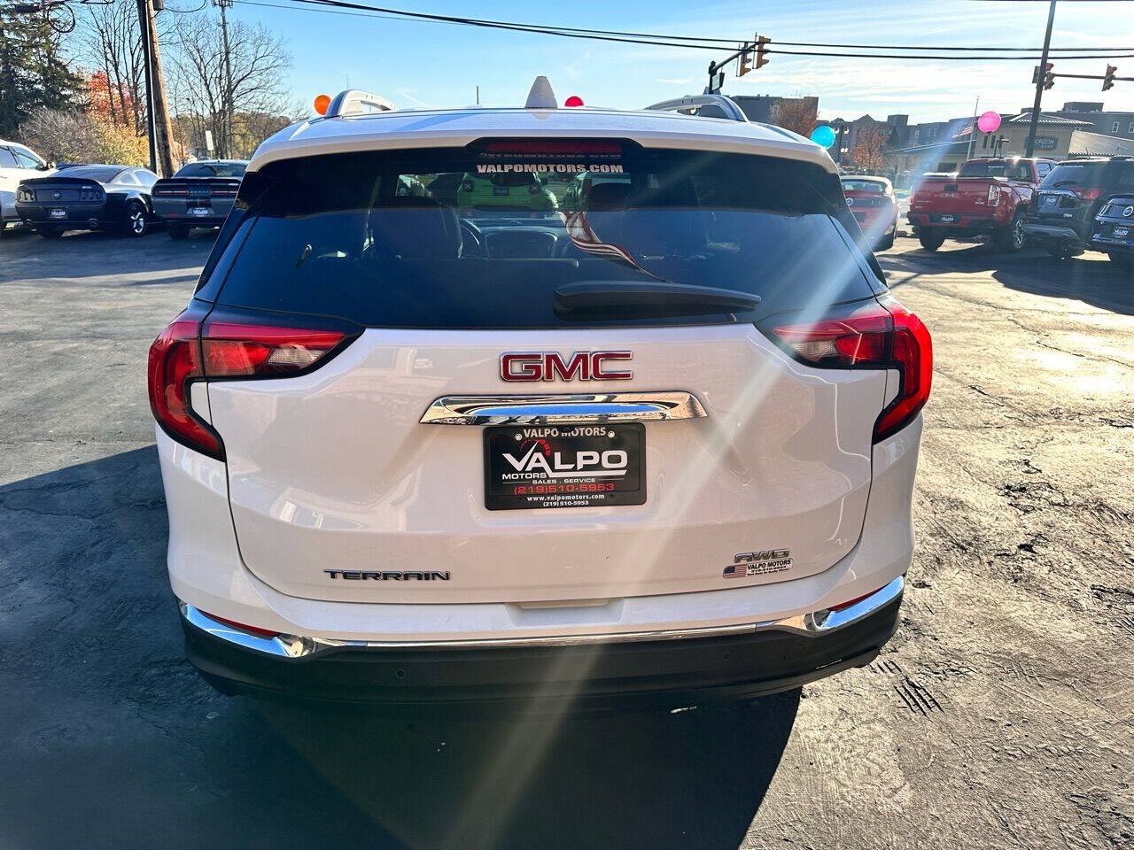 Used 2020 GMC Terrain SLT w/ Preferred Package AWD/4WD image 4