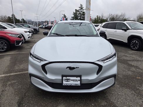 Used 2023 Ford Mustang Mach-E Select image 2