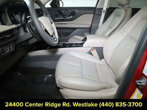 Certified 2023 Lincoln Corsair Standard image 18