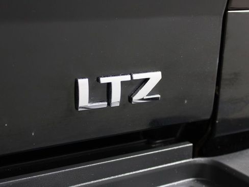 Used 2017 Chevrolet Silverado 2500 LTZ image 13