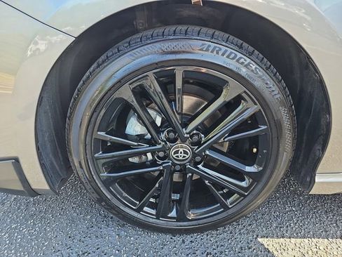 Used 2025 Toyota Camry SE image 36