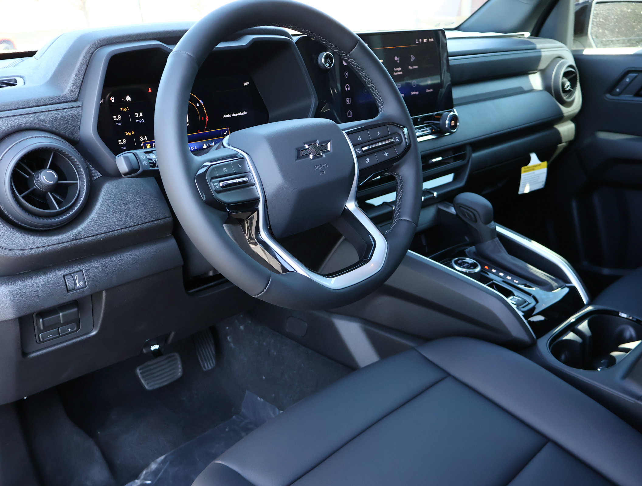 New 2026 Chevrolet Colorado Trail Boss AWD/4WD image 3