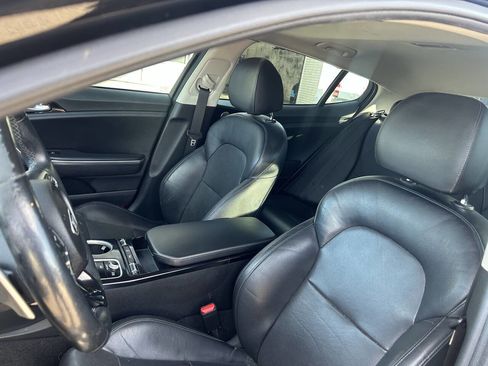 Used 2018 Kia Stinger Premium image 13