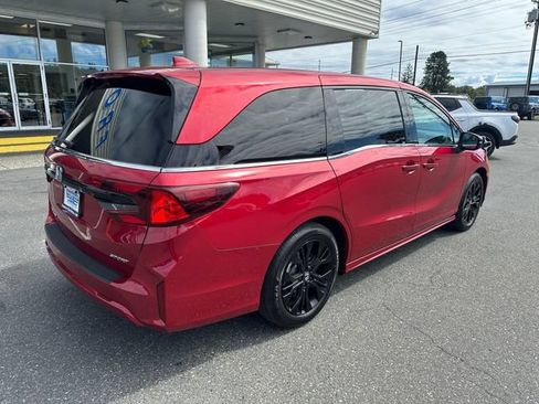Used 2025 Honda Odyssey Sport-L image 2