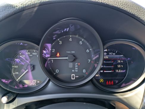Certified 2026 Porsche Macan AWD/4WD image 16