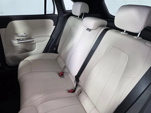 Certified 2024 Mercedes-Benz GLA 250 image 15