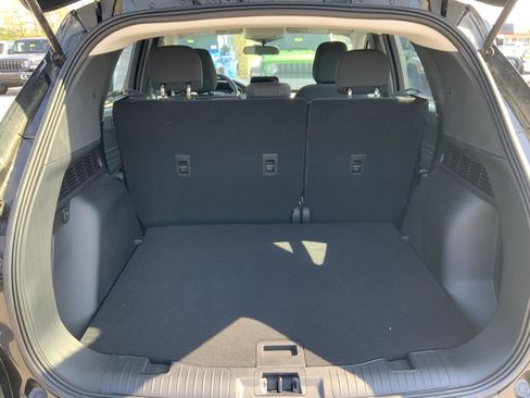 Used 2024 Ford Escape FWD image 11