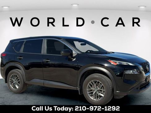 Used 2021 Nissan Rogue S image 1