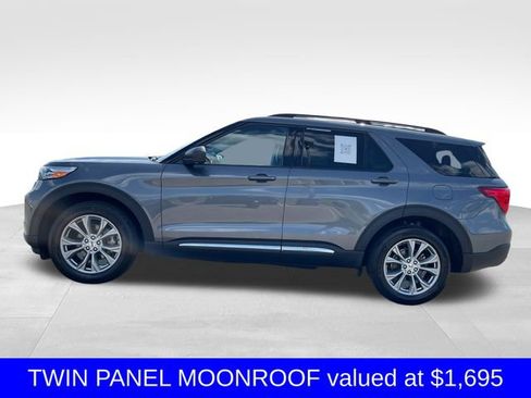 Used 2023 Ford Explorer XLT w/ Equipment Group 202A AWD/4WD image 2