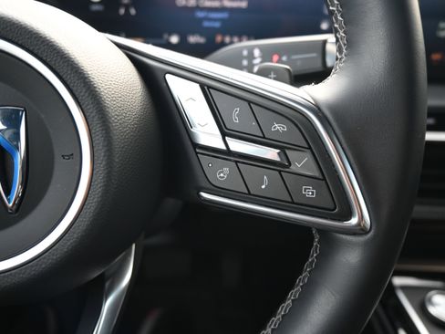 Used 2025 Buick Enclave Avenir image 20