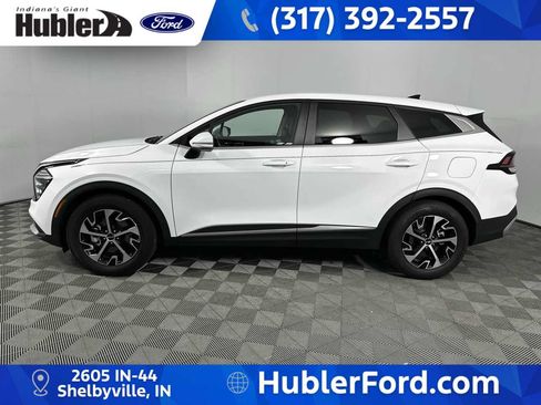 Used 2024 Kia Sportage EX FWD image 5