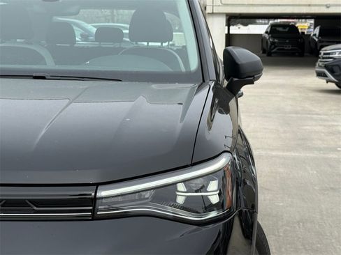 New 2026 Volkswagen Taos S image 3