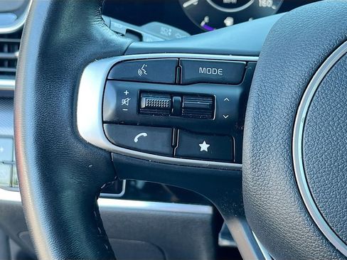Certified 2025 Kia Sportage SX AWD/4WD image 19
