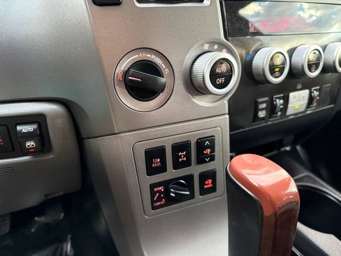 Used 2014 Toyota Sequoia Platinum w/ Preferred Accessory Package image 40