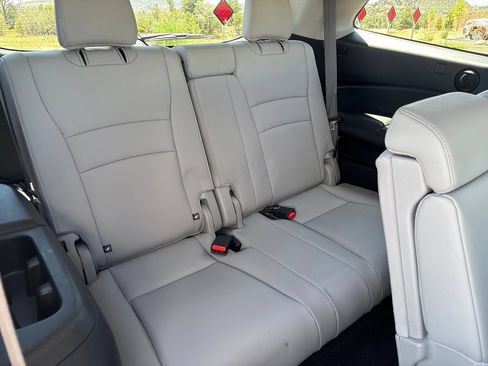 Used 2019 Honda Pilot EX-L image 17