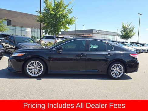 Used 2019 Toyota Camry XLE w/ Driver Assist Package FWD image 6