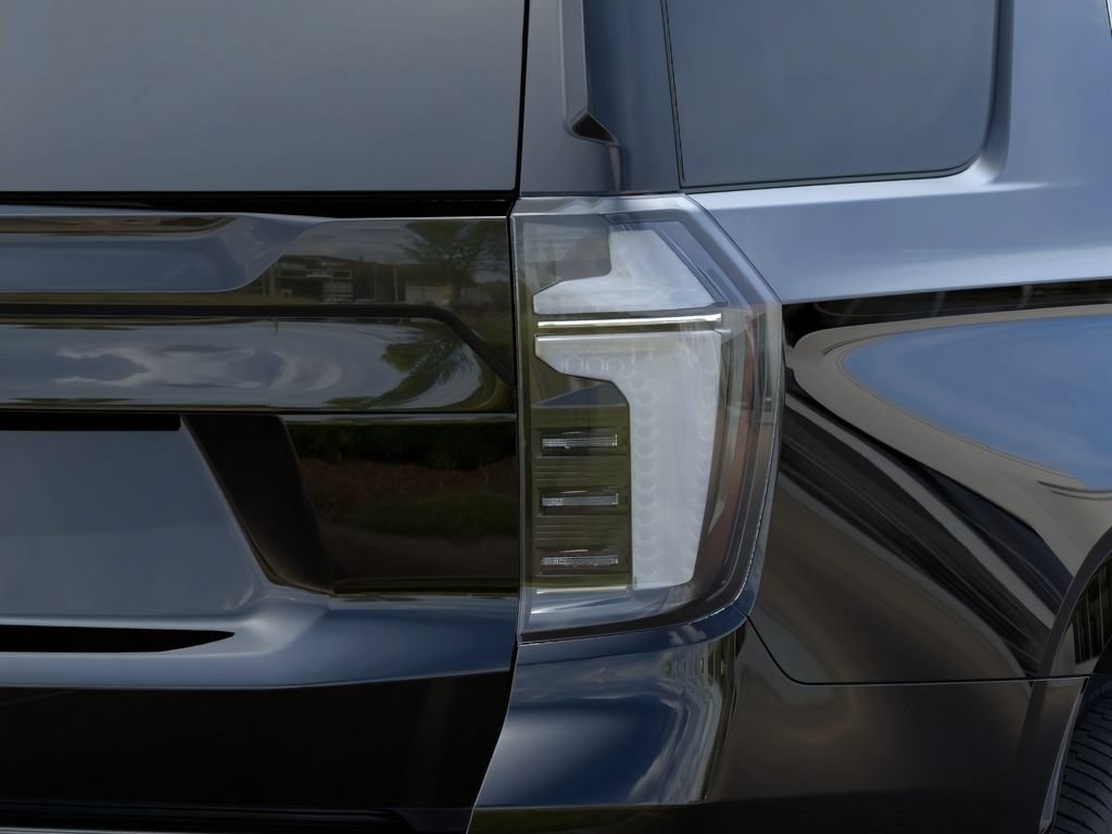 New 2026 Chevrolet Tahoe High Country w/ Sun And Tow Package AWD/4WD image 13