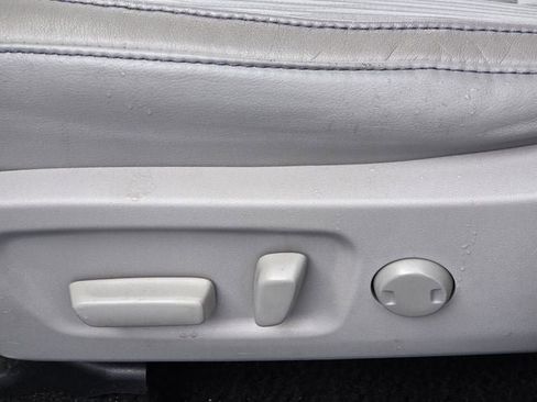 Used 2019 Toyota Highlander Plus image 15