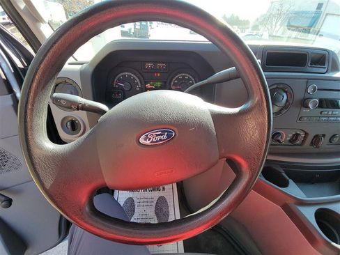 Used 2014 Ford E-350 and Econoline 350 Super Duty w/ Insulation Package image 15