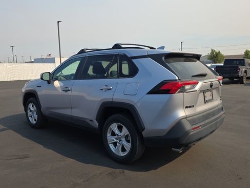 Certified 2021 Toyota RAV4 XLE AWD/4WD image 6