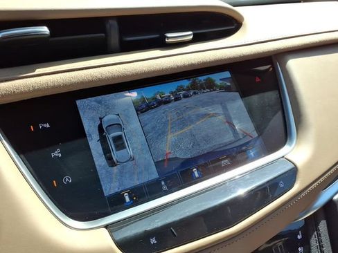 Used 2023 Cadillac XT5 Sportv w/ Platinum Package AWD/4WD image 35