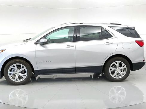 Used 2021 Chevrolet Equinox Premier FWD image 4