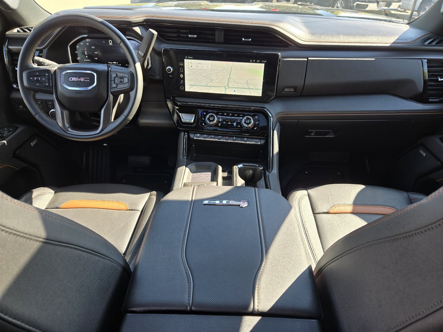 Used 2026 GMC Sierra 2500 AT4 AWD/4WD image 2