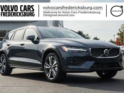 New 2026 Volvo V60 B5 Cross Country Plus w/ Protection Package Premier