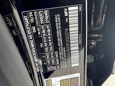 Used 2025 Mercedes-Benz GLC 300 image 23