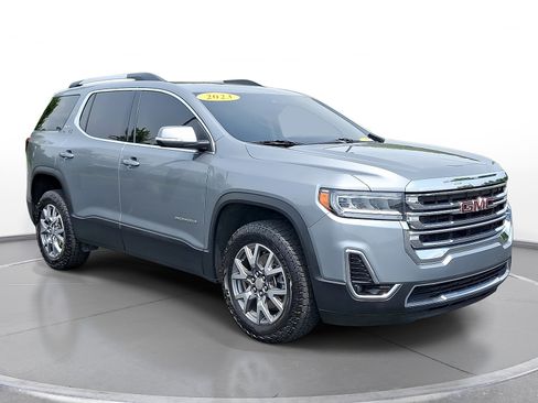 Used 2023 GMC Acadia SLT w/ LPO, Floor Liner Package FWD image 1