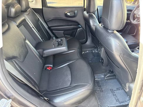 Used 2021 Jeep Compass Latitude FWD image 17