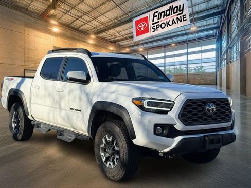Used 2023 Toyota Tacoma TRD Off-Road image 3
