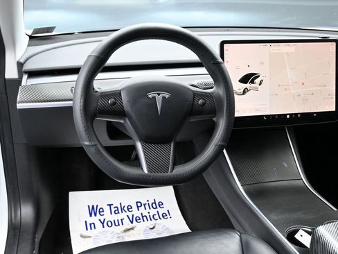 Used 2020 Tesla Model 3 Standard Range Plus image 28