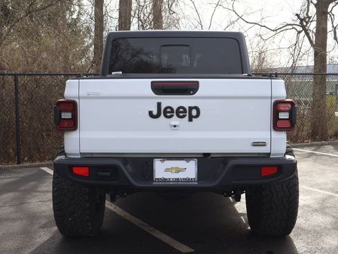 Used 2020 Jeep Gladiator Overland image 9