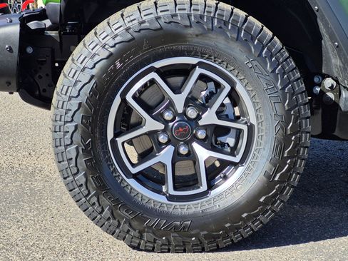 New 2026 Jeep Gladiator Rubicon w/ Steel Bumper Group image 11