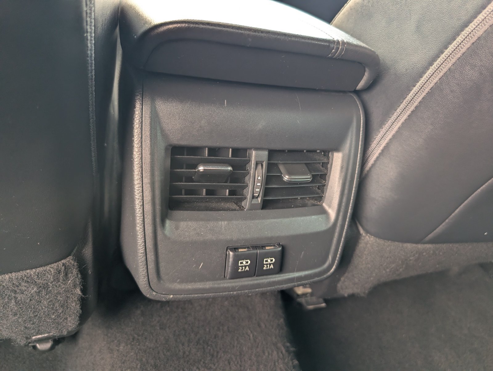 Used 2020 Toyota Avalon XLE w/ Moonroof Package FWD image 28